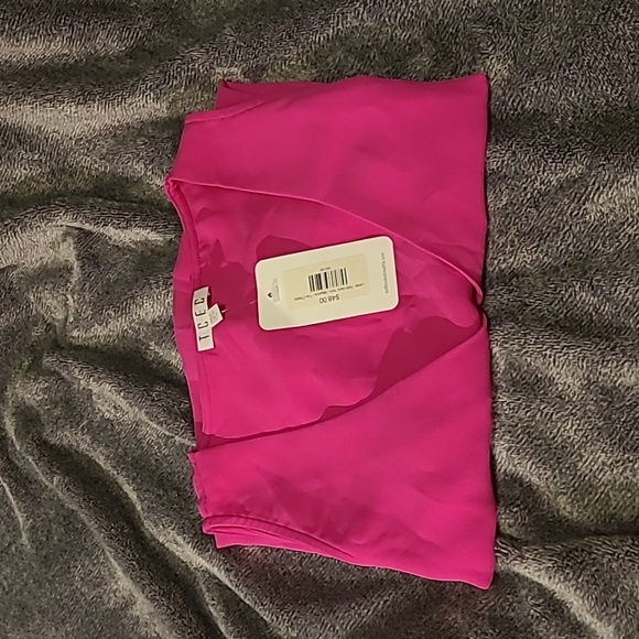 WAS  $59. TCEC Pink Sleeveless Blouse - Picture 8 of 8